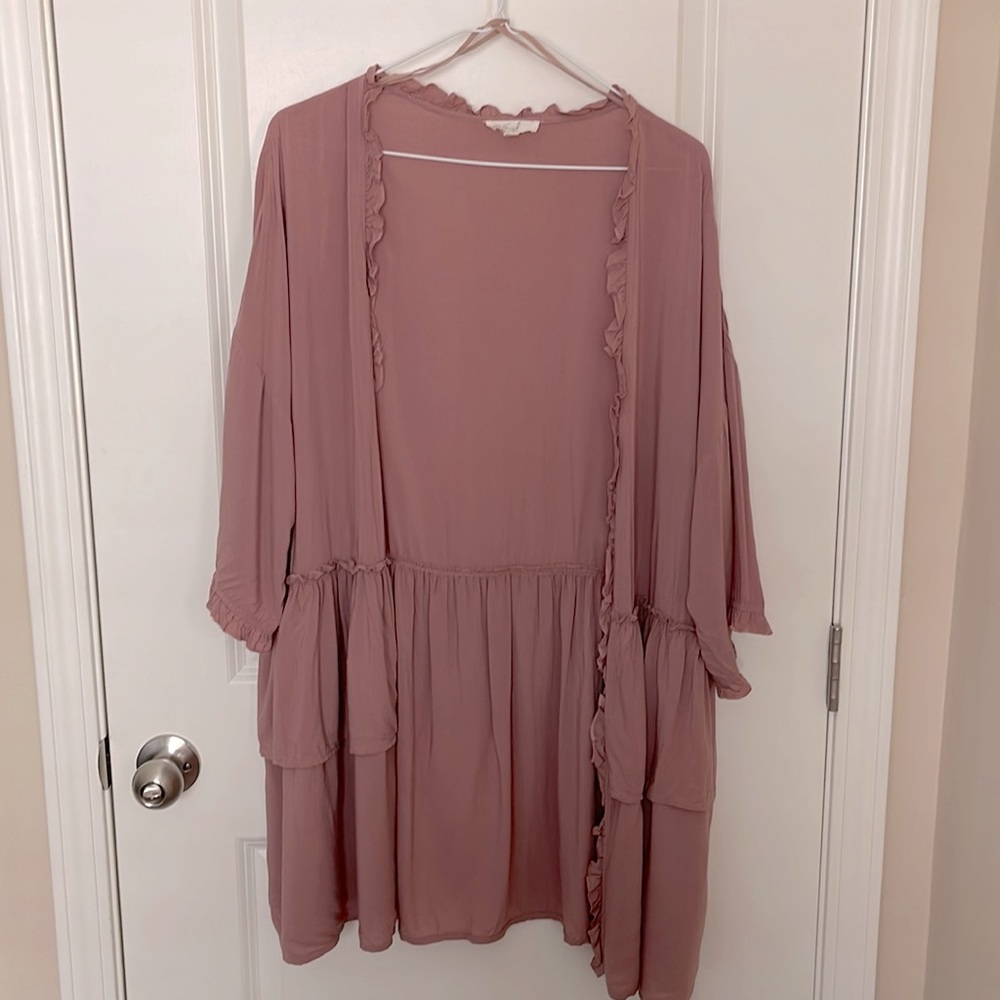 Easel Ruffle Cardigan